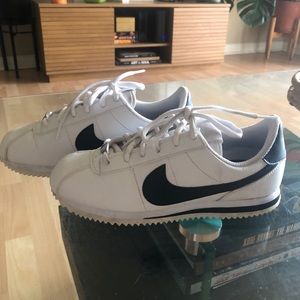 Nike Cortez 5.5 women